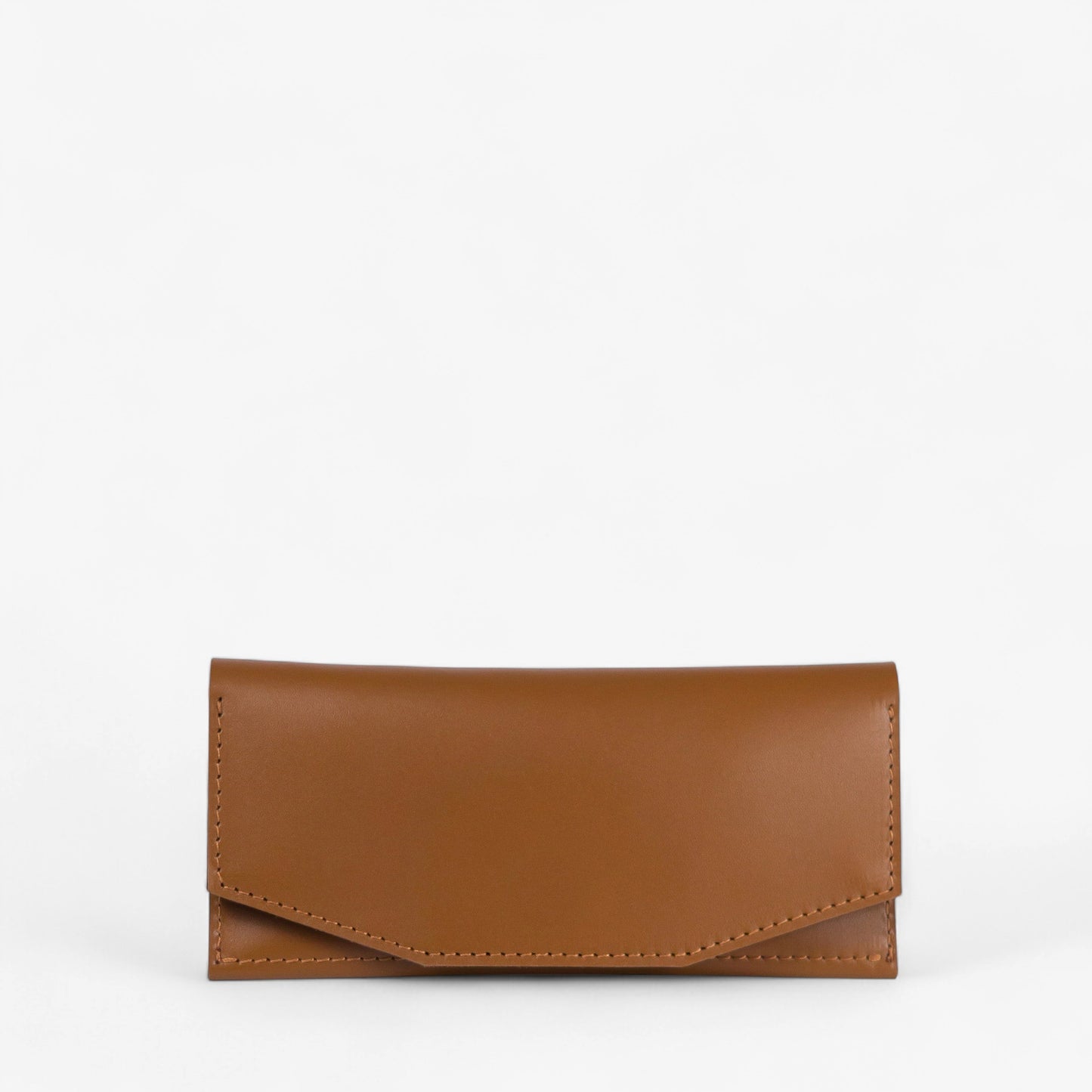 Brown handmade leather wallet for women, slim minimalist design, Beyra by Pache