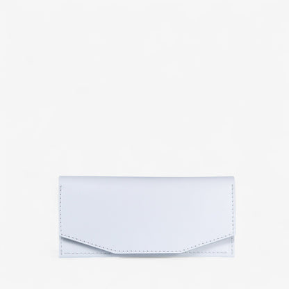 White handmade leather wallet for women, slim minimalist design, Beyra by Pache